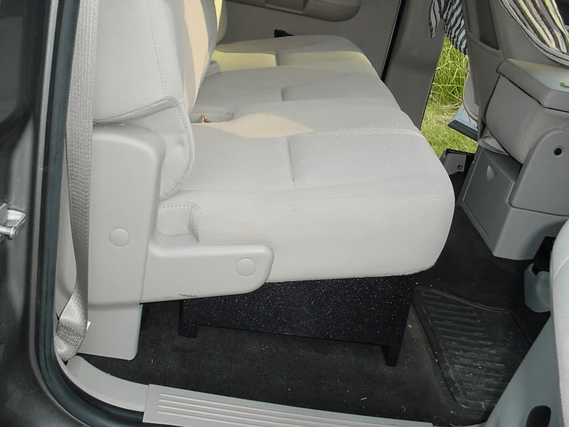 Load image into Gallery viewer, 2008 and up Chevy/Gmc Crew Cab New Body Subwoofer Box 2X10 Carpeted