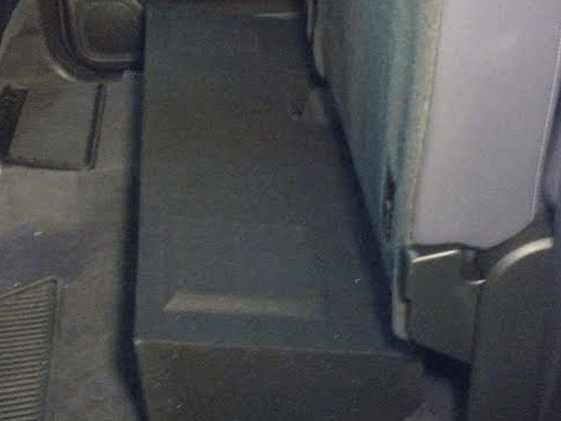 Load image into Gallery viewer, 2014 Chevy Crew Cab 2 x 10" Sub Box Carpeted