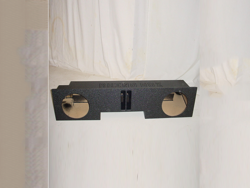 Load image into Gallery viewer, 88-98 Gm Ext. Cab 2-12'' Ported Poly Subwoofer Box