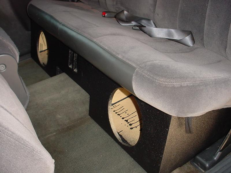 Load image into Gallery viewer, 99-2006 Chevy Extended Cab 2-12'' Ported Poly subwoofer box