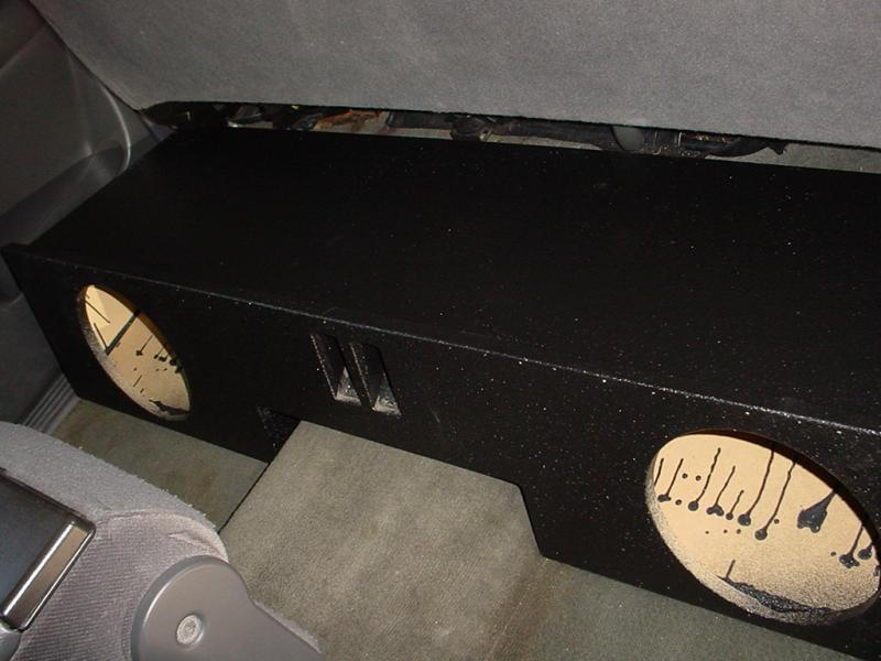 Load image into Gallery viewer, 99-2006 Chevy Extended Cab 2-12'' Ported Poly subwoofer box