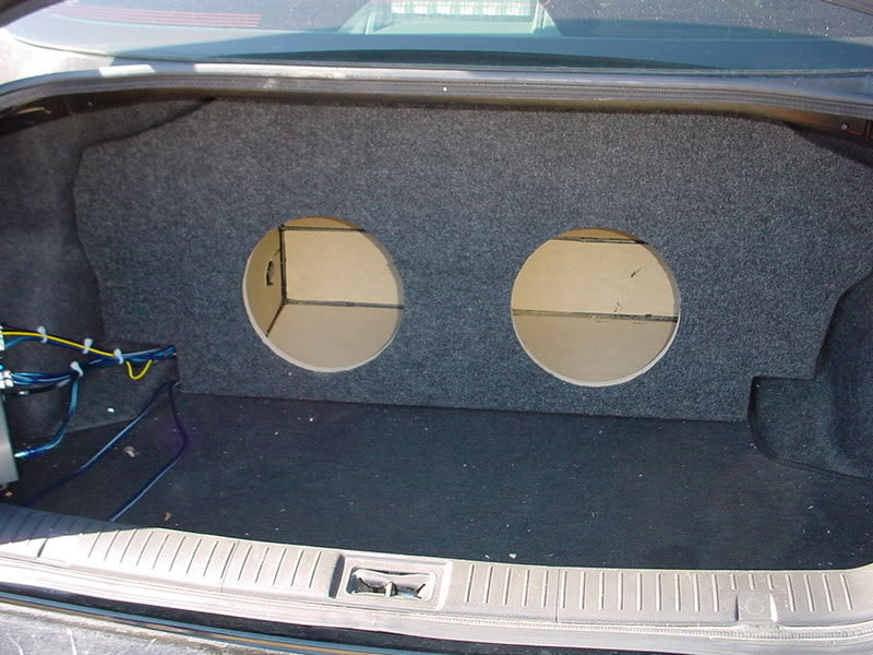 Load image into Gallery viewer, 2003-2006   2X12&quot;- Infiniti G35 Sedan Custom Sub Box
